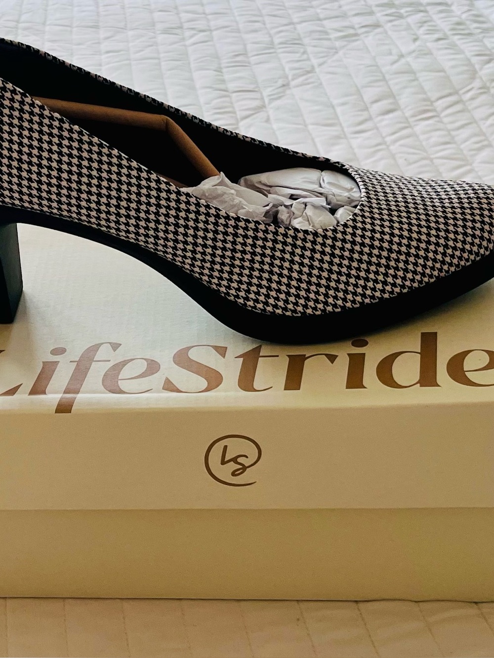 LifeStride Houndstooth New With Tag Size 9 Pumps